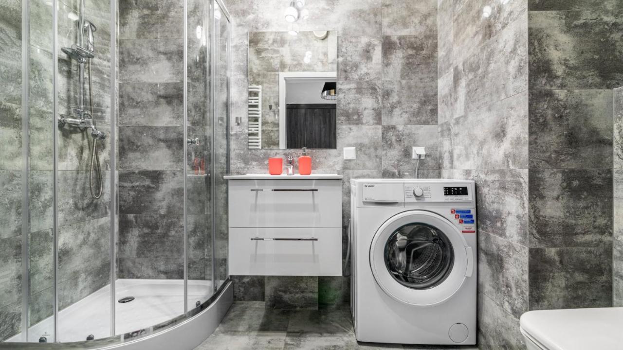 Relax Apartments - Gdansk Central & Parking Екстериор снимка
