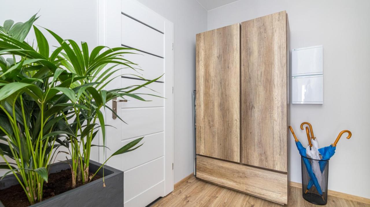 Relax Apartments - Gdansk Central & Parking Екстериор снимка