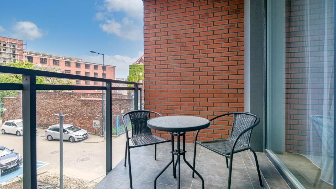 Relax Apartments - Gdansk Central & Parking Екстериор снимка