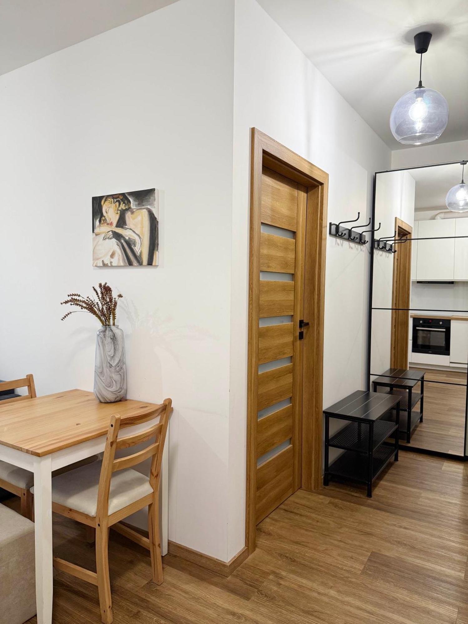 Relax Apartments - Gdansk Central & Parking Екстериор снимка